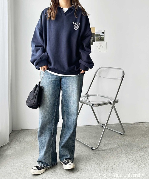 FIRST MOOD（ファーストムード）の「FIRSTMOOD別注【YALE】襟付きオーバーサイズ裏起毛スウェット（スウェット・レディース・オートミール/ネイビー・MEDIUM）」の8枚目の写真