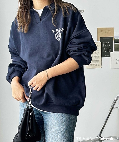 FIRST MOOD（ファーストムード）の「FIRSTMOOD別注【YALE】襟付きオーバーサイズ裏起毛スウェット（スウェット・レディース・オートミール/ネイビー・MEDIUM）」の7枚目の写真