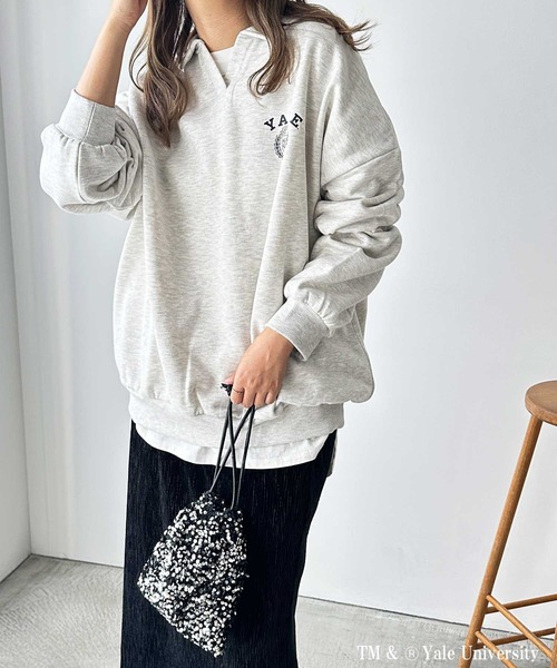 FIRST MOOD（ファーストムード）の「FIRSTMOOD別注【YALE】襟付きオーバーサイズ裏起毛スウェット（スウェット・レディース・オートミール/ネイビー・MEDIUM）」の4枚目の写真