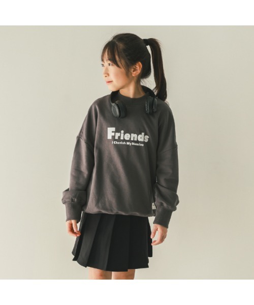 jeans-b（ジーンズベー）の「ジーンズベー FRIENDS　トレーナー（スウェット・キッズ・サンドベージュ/ベージュ/チャコールグレー・150cm/140cm/160cm/130cm）」の2枚目の写真