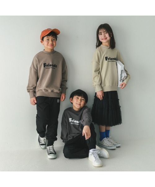 jeans-b（ジーンズベー）の「ジーンズベー FRIENDS　トレーナー（スウェット・キッズ・サンドベージュ/ベージュ/チャコールグレー・150cm/140cm/160cm/130cm）」の15枚目の写真