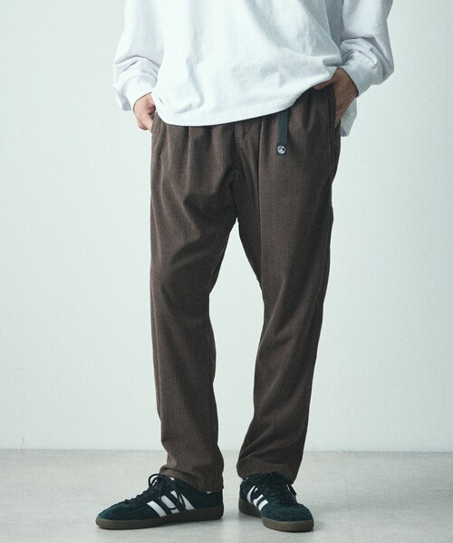FREAK'S STORE（フリークスストア）の「限定展開 ベーシックシルエット コーデュロイ クライミング パンツ / テーパードシルエット（その他パンツ・メンズ・オリーブ/ブラウン/ブラック/チャコールグレー/ベージュ・MEDIUM/SMALL/LARGE）」の3枚目の写真