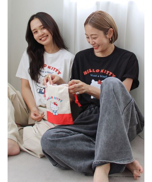 Ungrid(アングリッド)の「【ハローキティーコラボ】ロゴデザイン巾着ポーチ(ポーチ・レディース・アイボリー・FREE)」の8枚目の写真