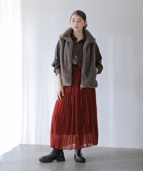 La TOTALITE（ラトータリテ）の「【洗える】シュシュSETピーチサテン起毛シャツ（シャツ/ブラウス・レディース・ブラウン/キャメル/バーガンディー・FREE）」の7枚目の写真