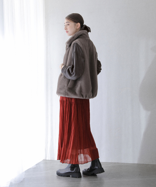 La TOTALITE（ラトータリテ）の「【洗える】シュシュSETピーチサテン起毛シャツ（シャツ/ブラウス・レディース・ブラウン/キャメル/バーガンディー・FREE）」の10枚目の写真