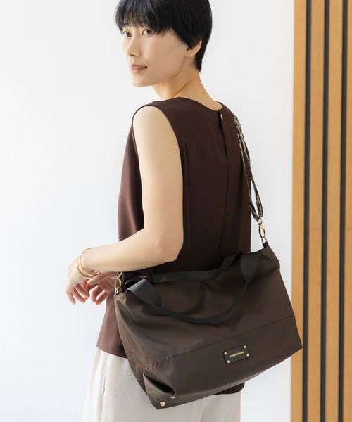Elura(エルーラ)の「撥水ベルト2WAYトート/579691(トートバッグ・レディース・ブラック/ベージュ/クリーム/キャメル/カーキ/グレー/オフホワイト/ブラウン・FREE)」の5枚目の写真