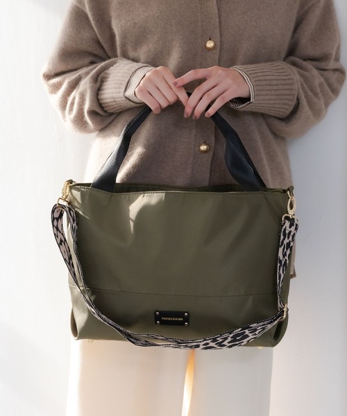 Elura(エルーラ)の「撥水ベルト2WAYトート/579691(トートバッグ・レディース・ブラック/ベージュ/クリーム/キャメル/カーキ/グレー・FREE)」の5枚目の写真