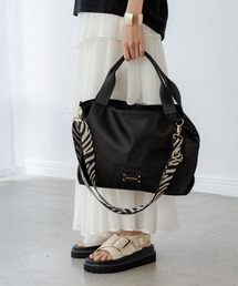 Elura（エルーラ）の「撥水ベルト2WAYトート/579691（トートバッグ）」