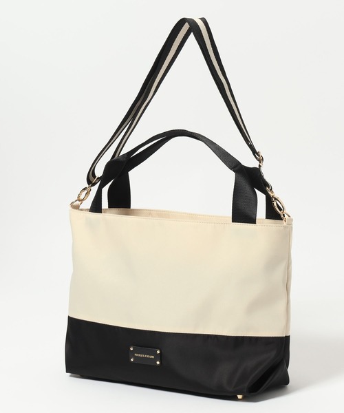 Elura(エルーラ)の「撥水ベルト2WAYトート/579691(トートバッグ・レディース・ブラック/ベージュ/クリーム/キャメル/カーキ/グレー・FREE)」の12枚目の写真