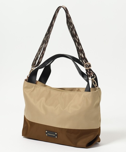 Elura(エルーラ)の「撥水ベルト2WAYトート/579691(トートバッグ・レディース・ブラック/ベージュ/クリーム/キャメル/カーキ/グレー・FREE)」の13枚目の写真