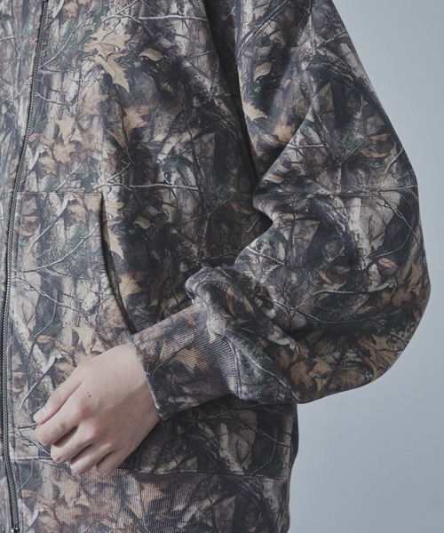 SLICK（スリック）の「【SLICK/スリック】Camouflage Print Double Zip Parka/カモフラージュスウェットダブルジップパーカー / ヘビィーウェイト/セットアップ（パーカー・メンズ・ウッドランド/リアルツリーカモ・1/2/3）」の3枚目の写真