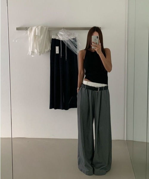 FAVORITO(ファヴォリート)の「ドローストリングパッチワークストライプ柄ワイドパンツ(その他パンツ・レディース・グレー/ネイビー・F)」の9枚目の写真