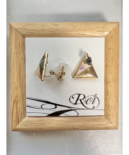 tone(トーン)の「【零-Rei-】瞬きシリーズ ハーフメタルピアス(MA)(ピアス(両耳用)・レディース・グリーン系その他/パープル/ピンク/レッド/ブルー・FREE)」の7枚目の写真