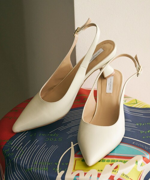 UNITED ARROWS(ユナイテッドアローズ)の「ポインテッドトゥ スリングバック パンプス(パンプス・レディース・オフホワイト/その他1・36/38/37h/36h/35h/37/35)」の3枚目の写真