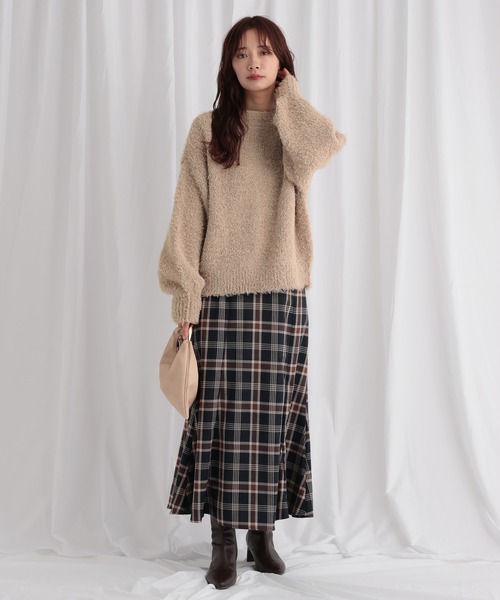 mysty woman(ミスティウーマン)の「2WAYラメシャギーカーディガン 575280(カーディガン/ボレロ・レディース・ベージュ/オフホワイト/ブルー・FREE)」の11枚目の写真