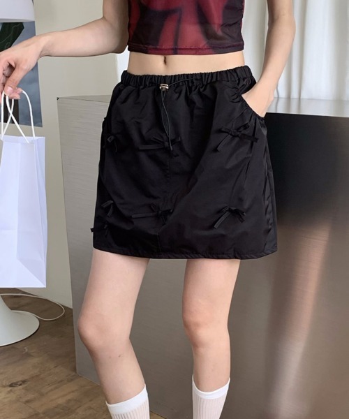ReRe（リリ）の「リボンナイロンミニスカート（スカート・レディース・ブラック/カーキ・MEDIUM）」の14枚目の写真