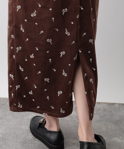 FOUND GOOD(ファウンドグッド)の「ベロア刺繍タイトスカート(スカート・レディース・ブラウン系5/ブラック・L/M/S)」の18枚目の写真