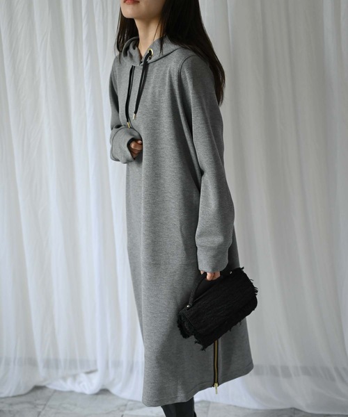 ダンボールニットワンピース（フーディーワンピース）（ワンピース