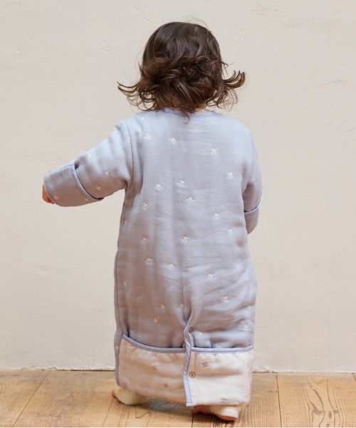 10mois(ディモワ)の「【10mois(ディモワ)】ふくふくガーゼ(6重ガーゼ) 6wayスリーパー mini (新生児ベビー)(ベビーパジャマ/スリーパー・キッズ・ブルー/ピンク・ONE SIZE)」の12枚目の写真