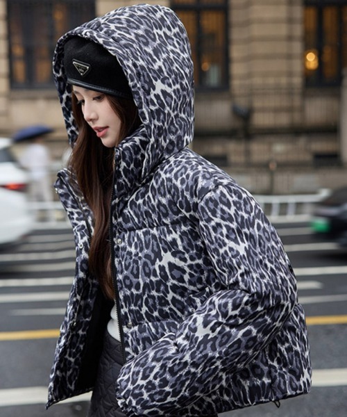 セール】ヒョウ柄 ショート丈 スタンドカラー エコダウンジャケット