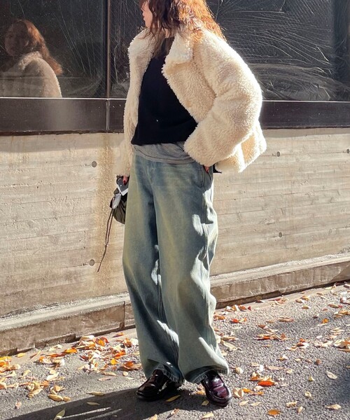 fredy emue(フレディエミュ)の「フェイクファーコート(ムートンコート・レディース・ベージュ/アイボリー/チャコールグレー・38)」の21枚目の写真