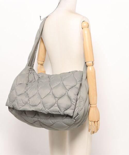 TAION(タイオン)の「【TAION】MILITARY MESSENGER DOWN BAG-L TAION-MGBG01ALSML-L(メッセンジャーバッグ・メンズ・セージグリーン/ダークオリーブ/ブラック・FREE)」の9枚目の写真