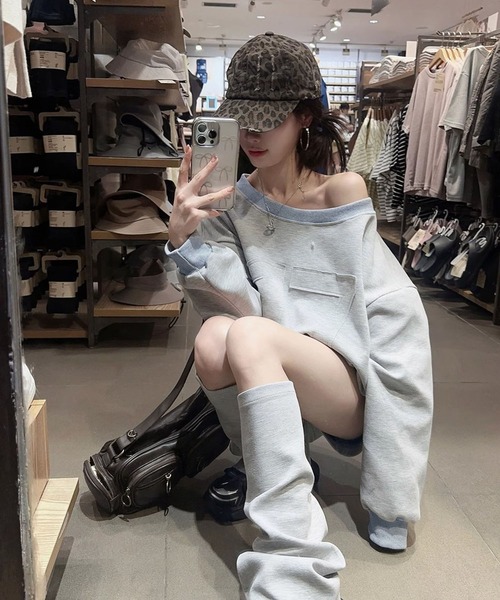 meJane（ミージェーン）の「ナンバー17ワッペントップス × スウェットショートパンツ × レッグカバー セットアップ（セットアップ・レディース・グレー・M/L）」の7枚目の写真