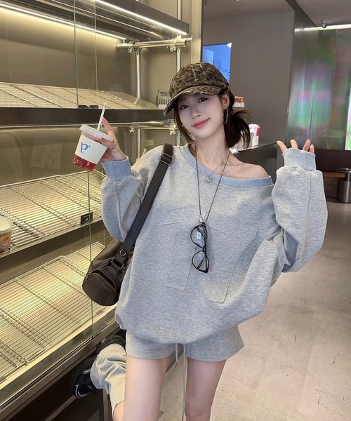 meJane（ミージェーン）の「ナンバー17ワッペントップス × スウェットショートパンツ × レッグカバー セットアップ（セットアップ・レディース・グレー・M/L）」の12枚目の写真