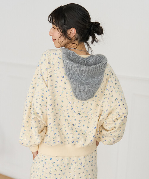 FREAK'S STORE(フリークスストア)の「フラワー プリントスウェット/小花柄スウェット<セットアップ対応>(スウェット・レディース・オフホワイト/ライトグレー・フリ-)」の11枚目の写真