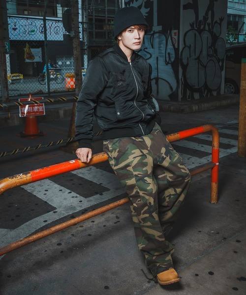 improves(インプローブス)の「刺しゅう MA-1スカジャン(スカジャン・メンズ・ブラック/カーキ・LARGE/MEDIUM/X-LARGE)」の6枚目の写真