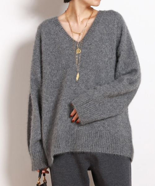 AP STUDIO（エーピーストゥディオ）の「フォックスブレンドラメVネック