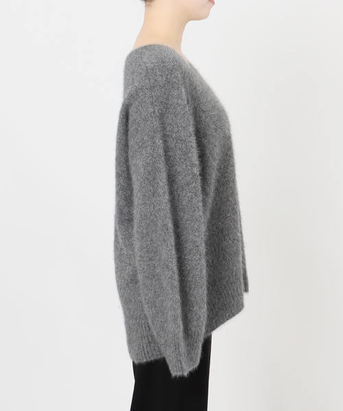 AP STUDIO（エーピーストゥディオ）の「フォックスブレンドラメVネックプルオーバー（ニット/セーター・レディース・ブラック/チャコールグレー・FREE）」の8枚目の写真