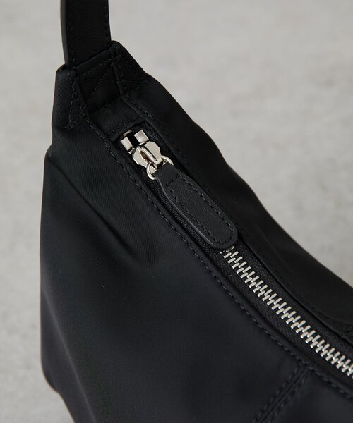 BEARDSLEY（ビアズリー）の「《NOTHING WRITTEN》ナイロンショルダーバッグ（ショルダーバッグ・レディース・ブラック・FREE）」の3枚目の写真