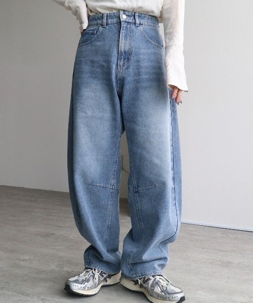 zena(ジェナ)の「デニムバレルレッグパンツ(デニムパンツ・レディース・ケミカルウォッシュ・M/L/S)」の11枚目の写真