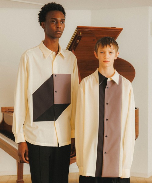 ETHOSENS（エトセンス）の「【ETHOSENS/エトセンス】Sweating shirt（シャツ/ブラウス・メンズ・ブラック/ホワイト・1/2）」の3枚目の写真