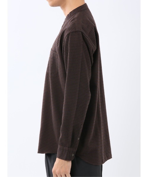 m.f.editorial（エムエフエディトリアル）の「【ネルチェック 起毛】ポートブリッジ/Port Bridge バンドカラー長袖シャツ（シャツ/ブラウス・メンズ・ベージュ/ダークウッド・MEDIUM/LARGE）」の10枚目の写真