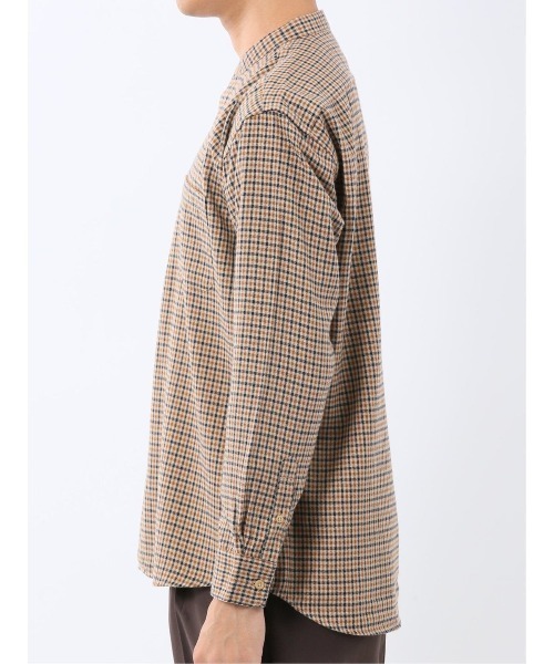 m.f.editorial（エムエフエディトリアル）の「【ネルチェック 起毛】ポートブリッジ/Port Bridge バンドカラー長袖シャツ（シャツ/ブラウス・メンズ・ベージュ/ダークウッド・MEDIUM/LARGE）」の20枚目の写真