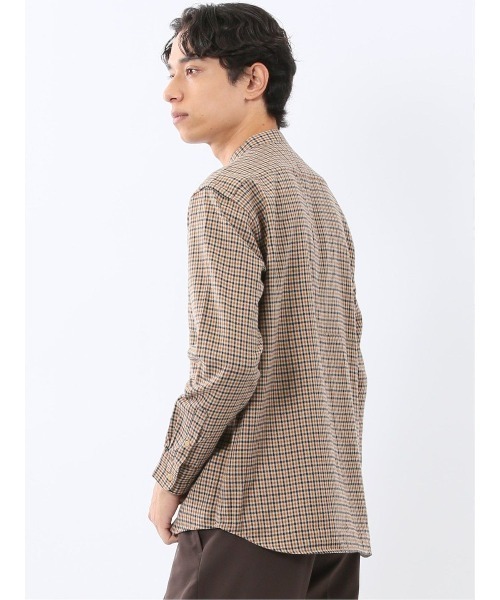 m.f.editorial（エムエフエディトリアル）の「【ネルチェック 起毛】ポートブリッジ/Port Bridge バンドカラー長袖シャツ（シャツ/ブラウス・メンズ・ベージュ/ダークウッド・MEDIUM/LARGE）」の4枚目の写真