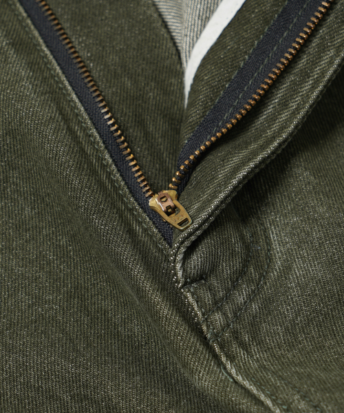 FRIZMWORKS(フリズムワークス)の「WASHED DENIM DOUBLE KNEE PANTS _ WASHED OLIVE(デニムパンツ・メンズ・その他・SMALL/MEDIUM/LARGE/X-LARGE)」の6枚目の写真