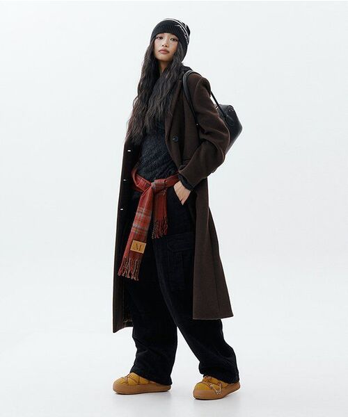 MUSINSA STANDARD WOMAN（ムシンサスタンダードウーマン）の「ウィメンズ コーデュロイ ワイドカーゴパンツ [ブラック]（その他パンツ・レディース・その他・30/24/25/26/27/28/29）」の10枚目の写真