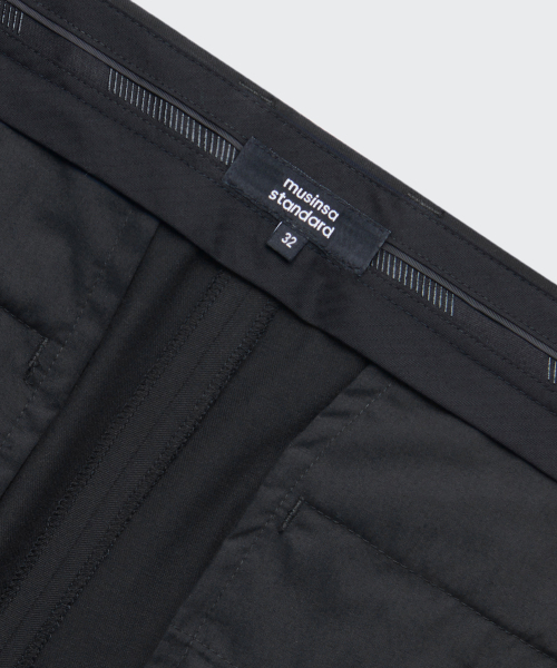 MUSINSA STANDARD（ムシンサスタンダード）の「テーパード隠しバンディングクロップドスラックス[ダークグレー]（スラックス・メンズ・その他・34/32/30/31/26/27/28/29/42/40/38/36/33）」の4枚目の写真