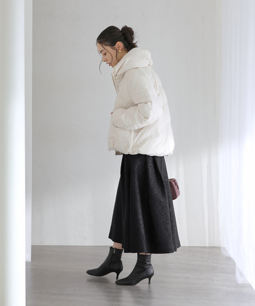 La TOTALITE（ラトータリテ）の「タックフレアスカート（スカート・レディース・ブラック/ブラウン・36/38）」の4枚目の写真