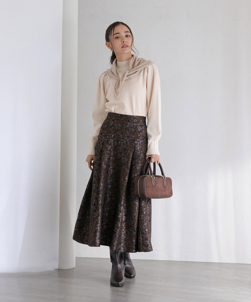 La TOTALITE（ラトータリテ）の「タックフレアスカート（スカート・レディース・ブラック/ブラウン・36/38）」の8枚目の写真