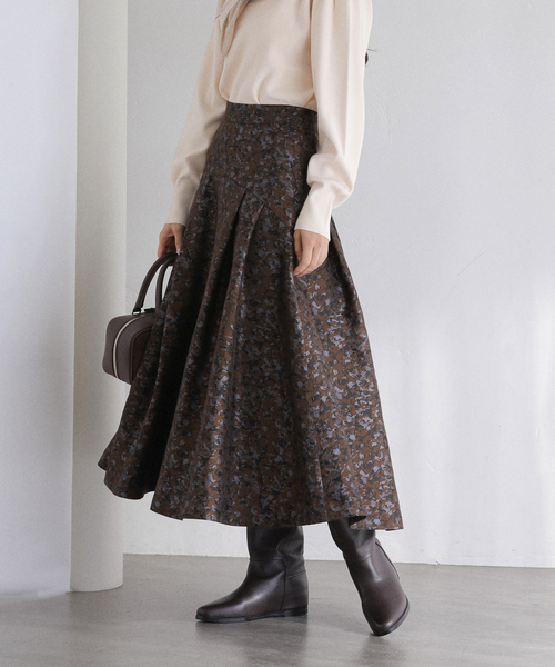 La TOTALITE（ラトータリテ）の「タックフレアスカート（スカート・レディース・ブラック/ブラウン・36/38）」の12枚目の写真