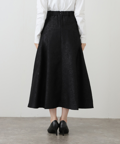 La TOTALITE（ラトータリテ）の「タックフレアスカート（スカート・レディース・ブラック/ブラウン・36/38）」の17枚目の写真