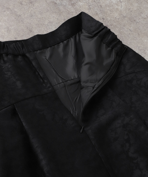 La TOTALITE（ラトータリテ）の「タックフレアスカート（スカート・レディース・ブラック/ブラウン・36/38）」の20枚目の写真