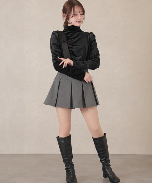 Lace Ladies(レースレディース)の「ベロア ギャザー 肩リボン ハイネック トップス(その他トップス・レディース・ブラック・FREE)」の7枚目の写真