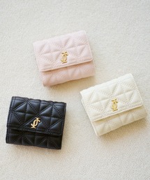 JILL by JILL STUART（ジルバイジルスチュアート）の「【お気に入り登録5,000件超え】クロスJ キルト三つ折りウォレット（財布）」