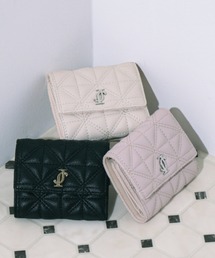 JILL by JILL STUART（ジルバイジルスチュアート）の「【お気に入り登録4,000件超え】クロスJ キルト三つ折りウォレット（財布）」
