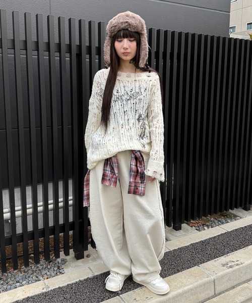Figments（フィグメンツ）の「ダメージゴシックプリントニット（ニット/セーター・レディース・ブラック/ホワイト・FREE）」の15枚目の写真